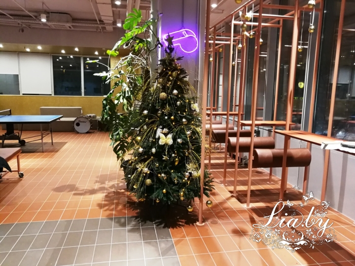 Ель 2,1м реалистик (резиновая густая) — фото 3