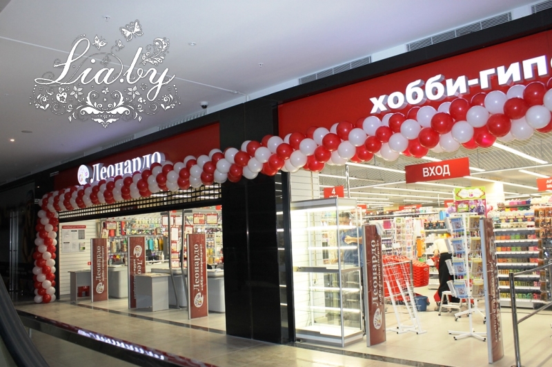 Оформление шарами открытия магазина Леонардо в ТРЦ Galleria — фото 5