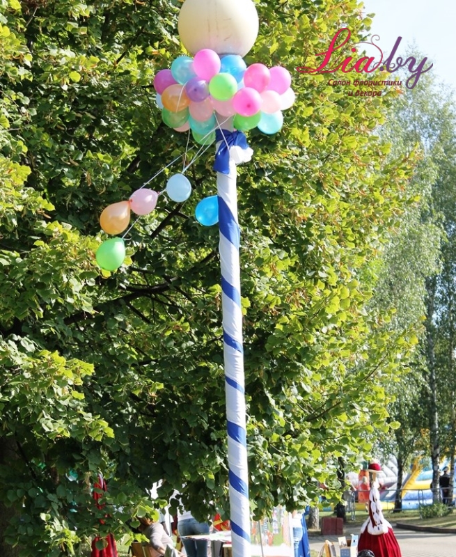 Украшение аллеи городского парка — фото 8