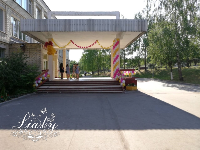 Выпускные линейки в школах 2018: декор, шары и праздник — фото 16