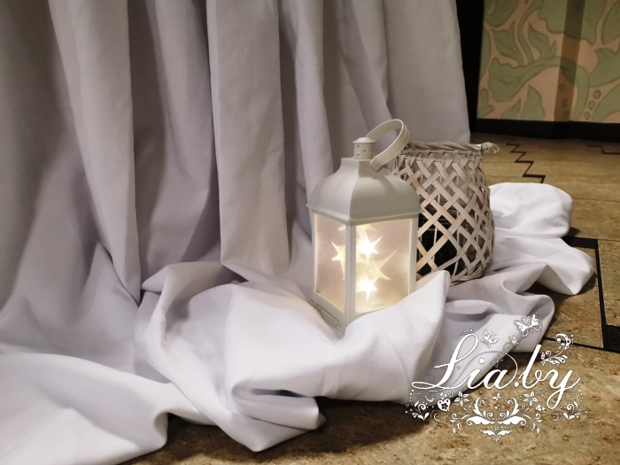 подсвечники в украшении стола для молодых на свадьбе