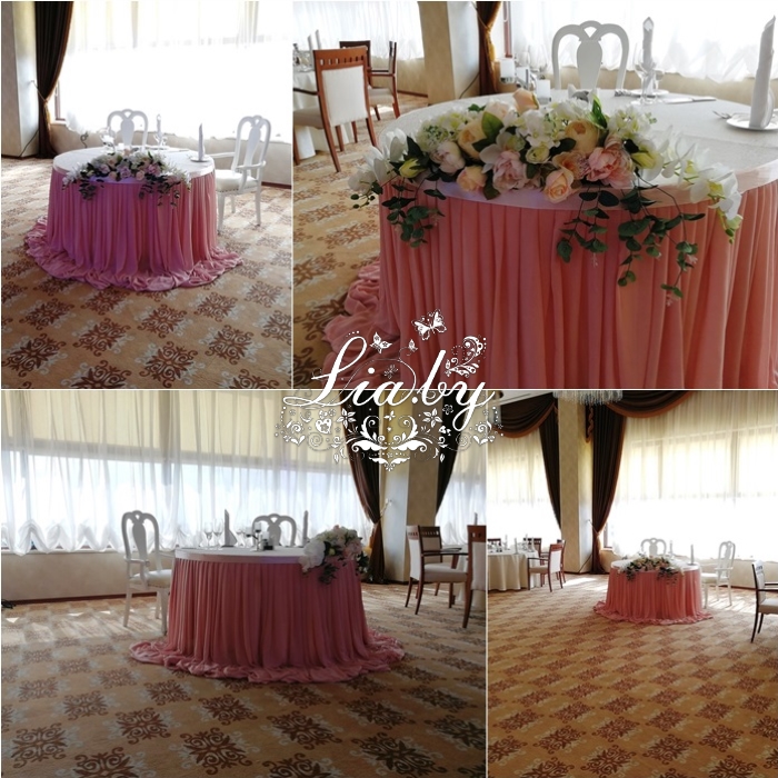 Подборка фото по украшению нежно-розового стола для молодых на свадьбу