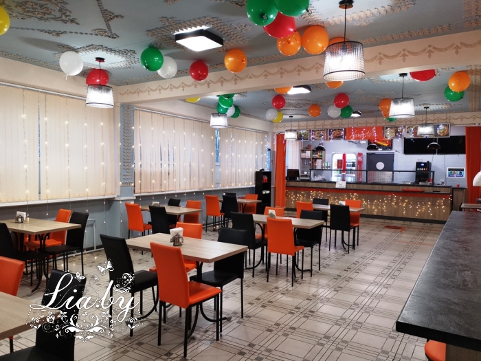 оформление индийского кафе в Минске к празднику светом и шарами