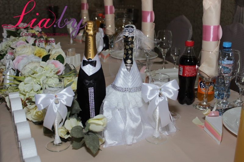 украшение бутылок и бокалов на свадьбу