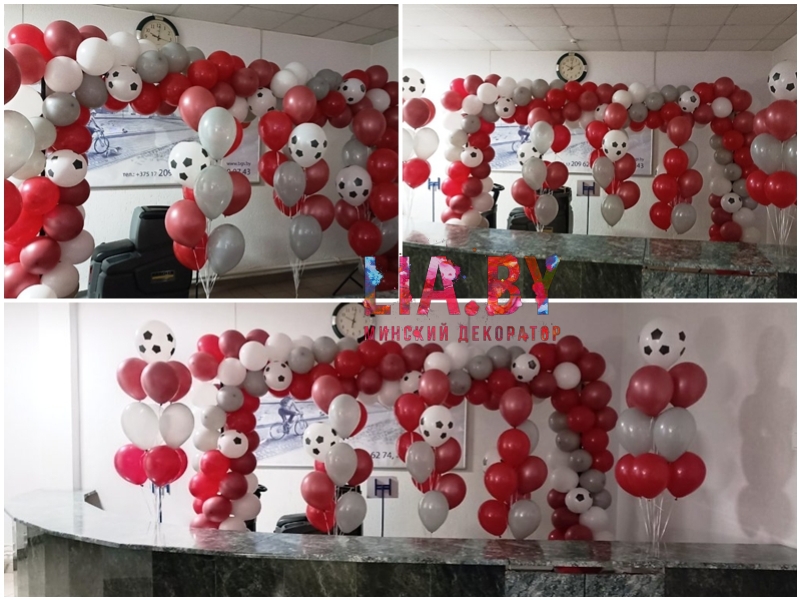 Шаровое оформление внутри спортивного детского клуба к празднику, шары с футбольными мячами