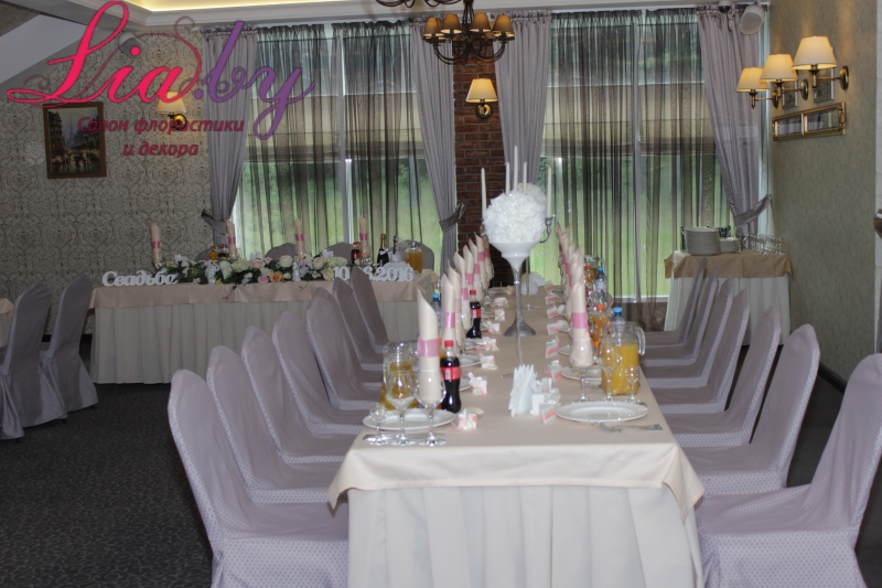 Украшение столов для гостей на свадьбе