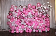Фотозона из шаров на свадьбу, шары разного размера