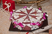 Бонбоньерки на свадьбу сложенные в форме торта
