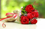 Букет невесты из красных роз с лимониумом №6