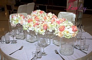 Цветочные композиции с вазами напрокат в Минске