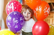 Украшение воздушными шарами детских праздников. Шары с доставкой, шары наполненные гелием. Композиции и фигуры из шаров.
